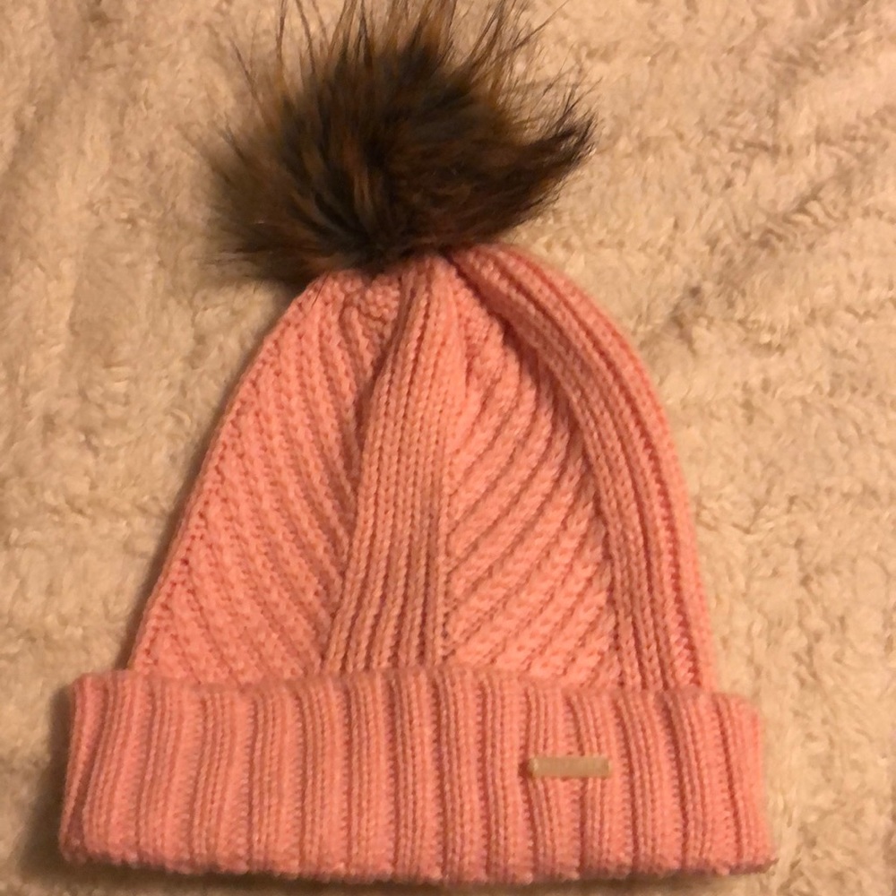 No rips no tears warm comfortable hat